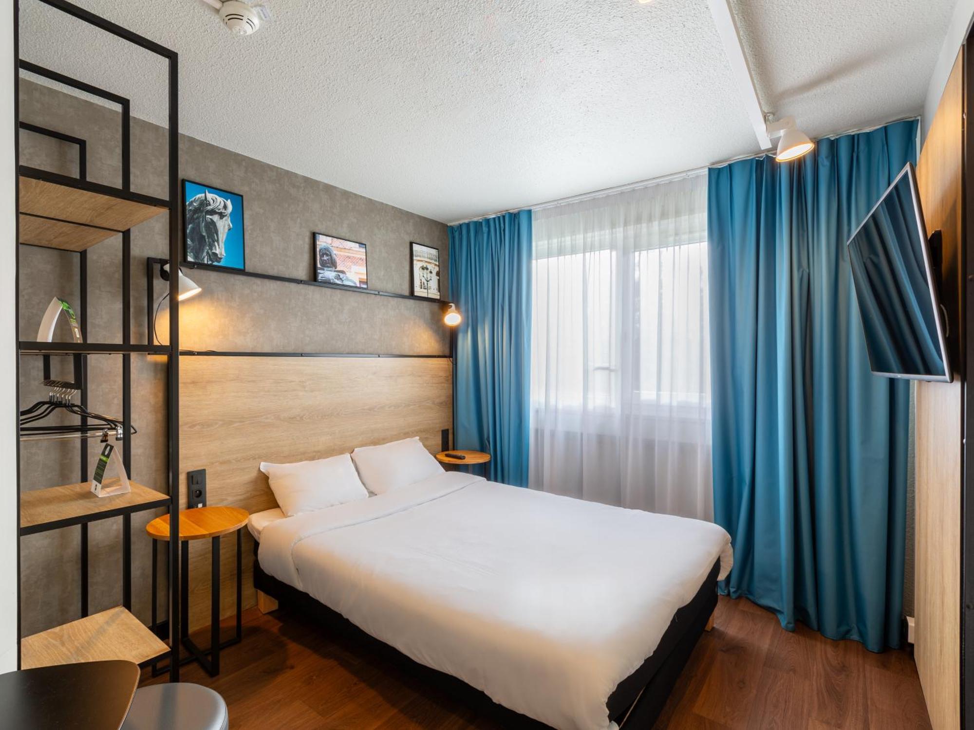 B&B Hotel Orleans Nord Saran Exterior photo