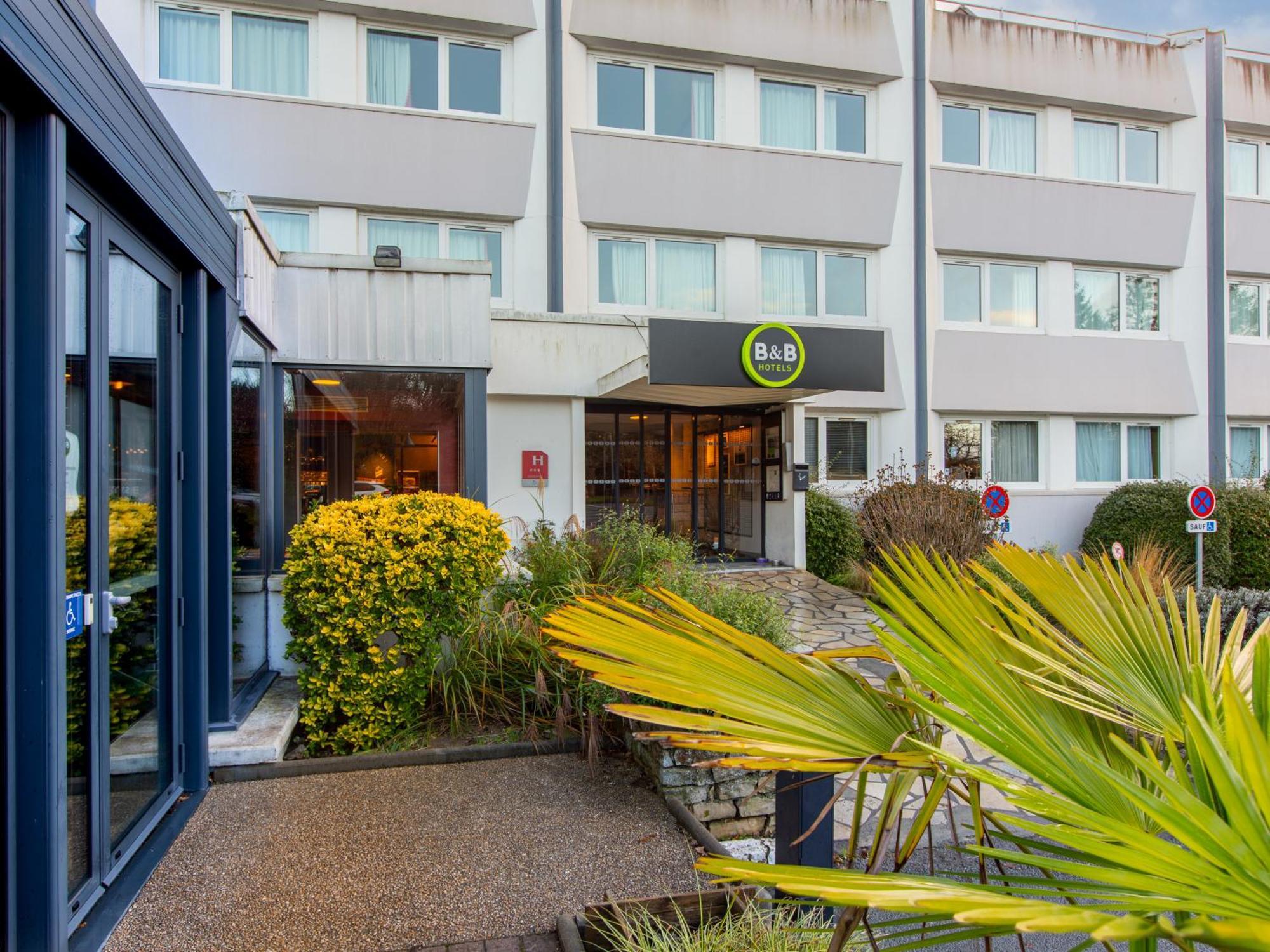 B&B Hotel Orleans Nord Saran Exterior photo